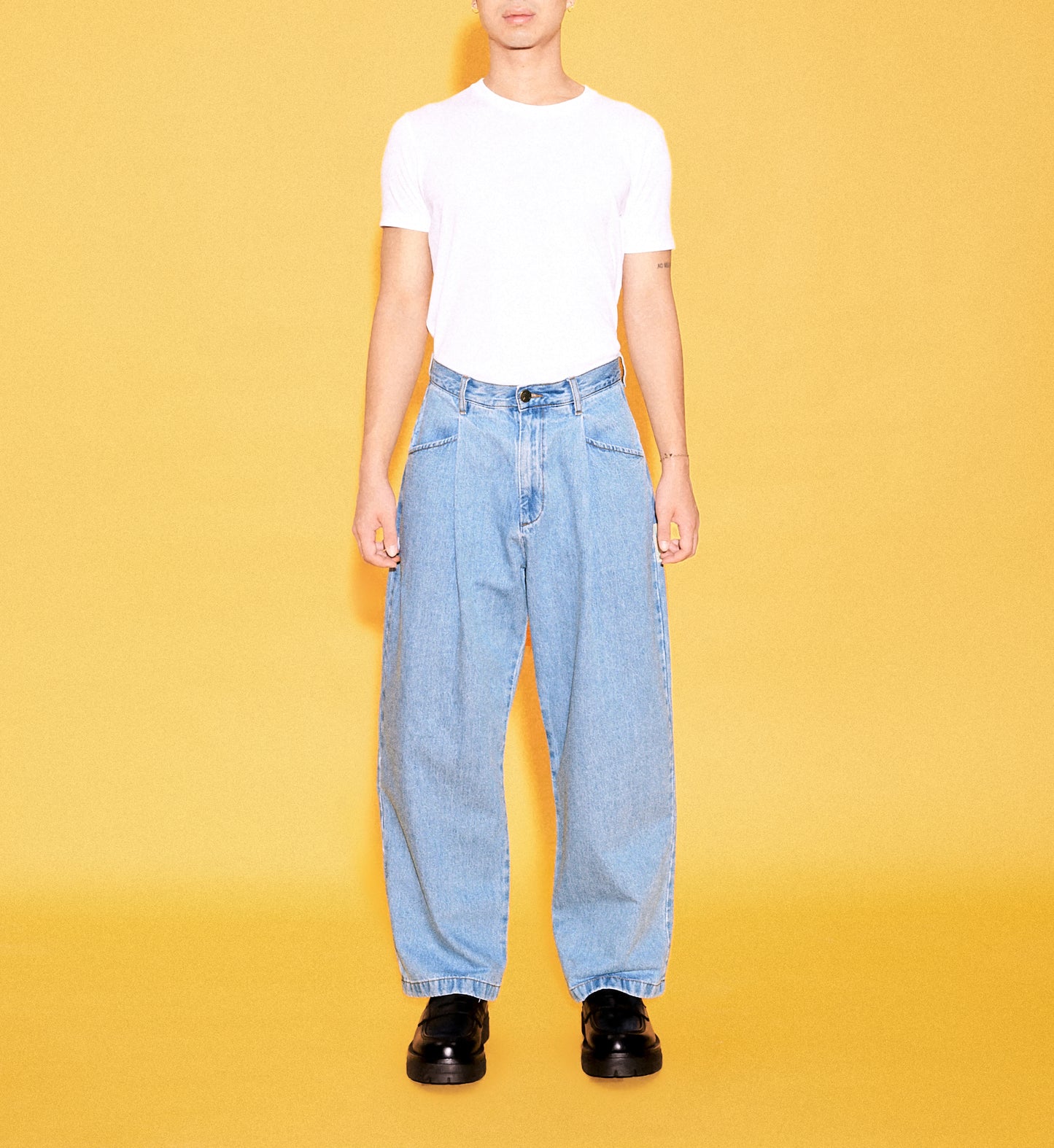 THE HUY / LIGHT STONEWASH