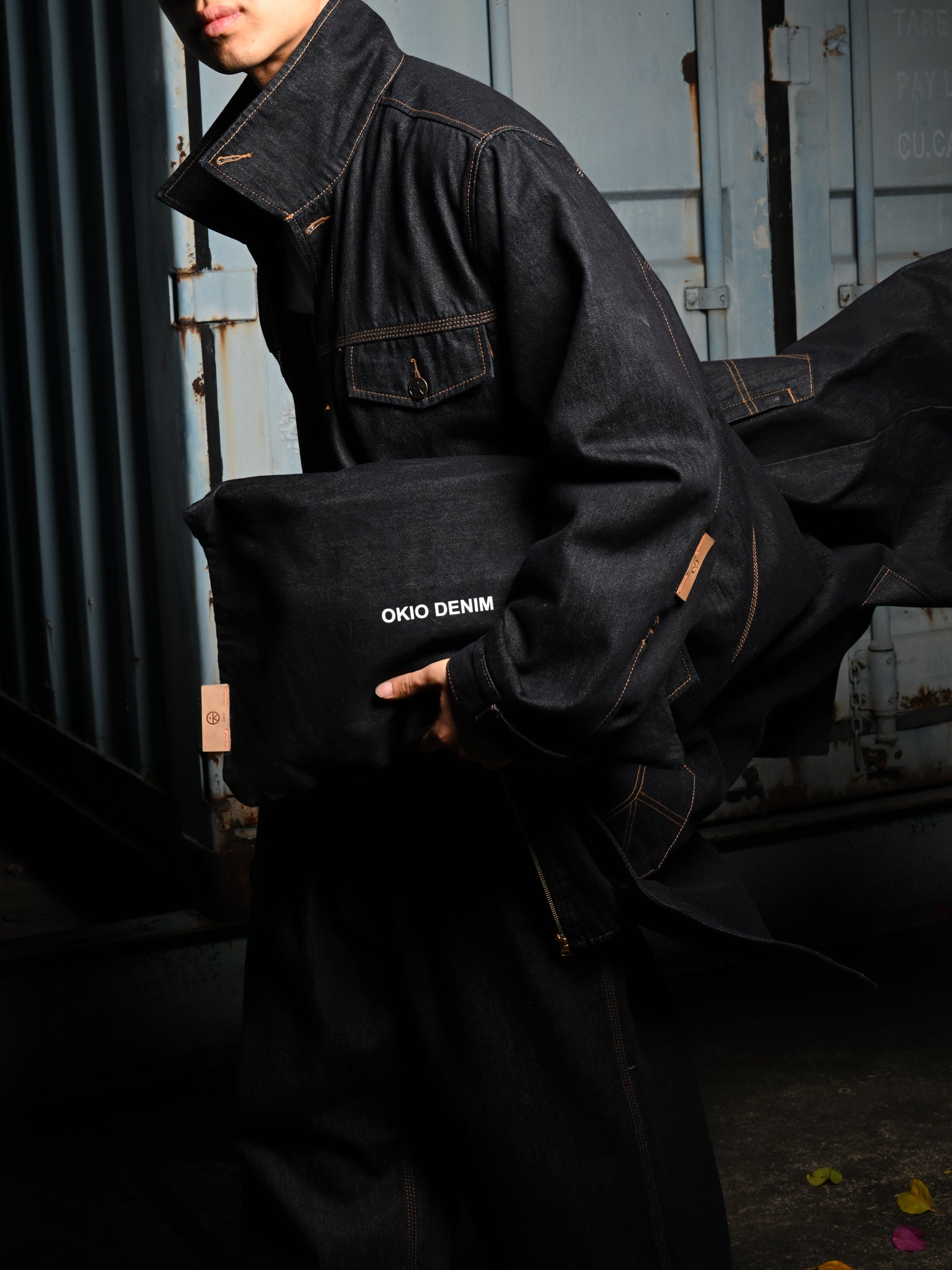 THE HỢP · DUNGAREE