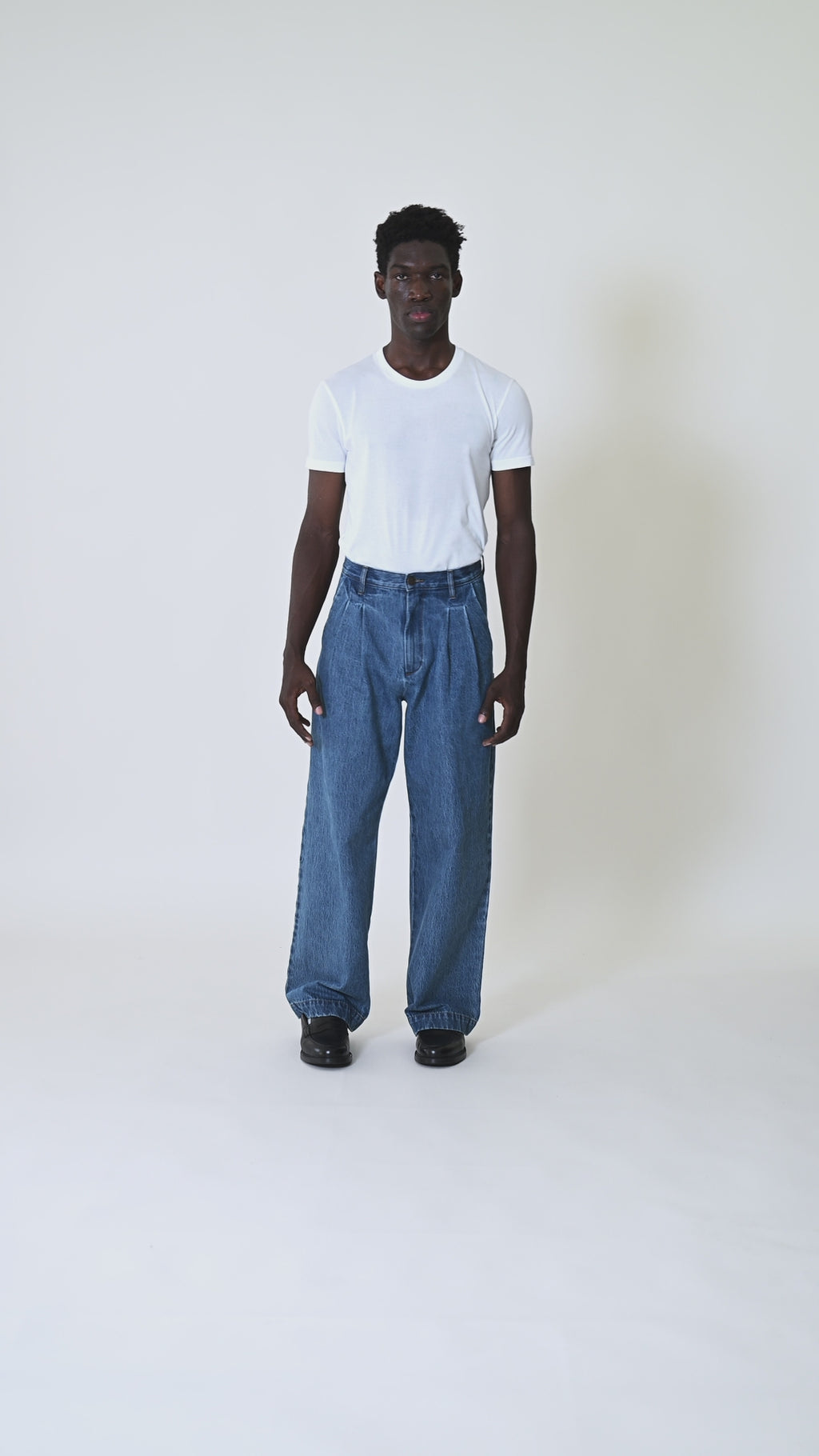 THE LAN · JEAN