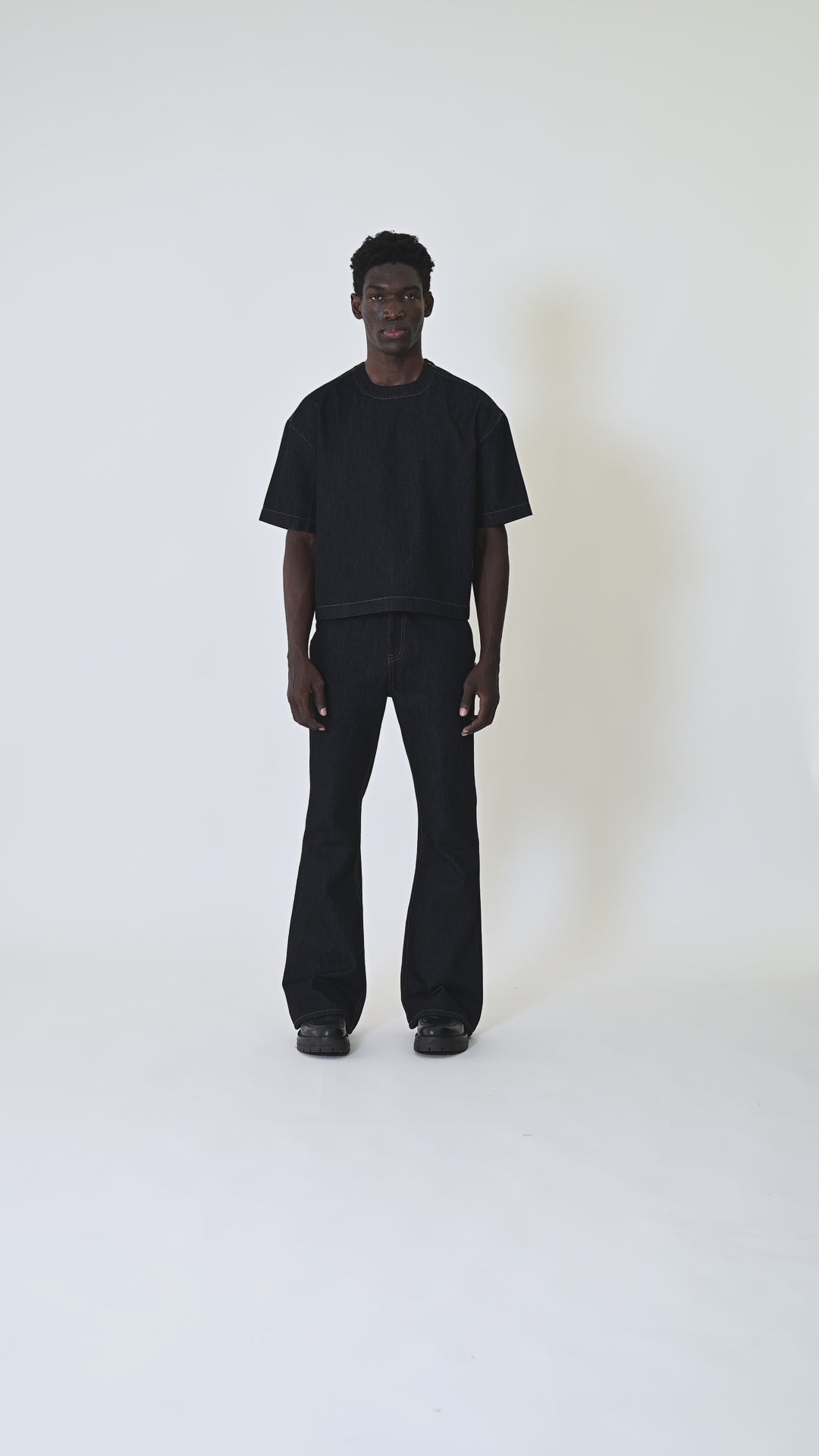 THE TÂN · CROPPED TEE