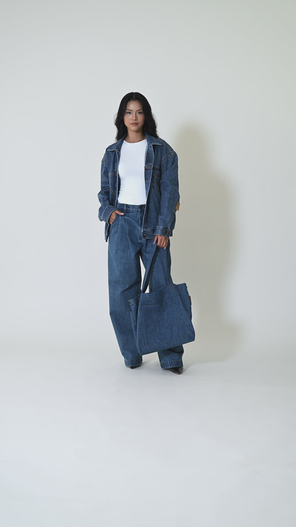 THE Ô LIU · STONEWASH TOTE