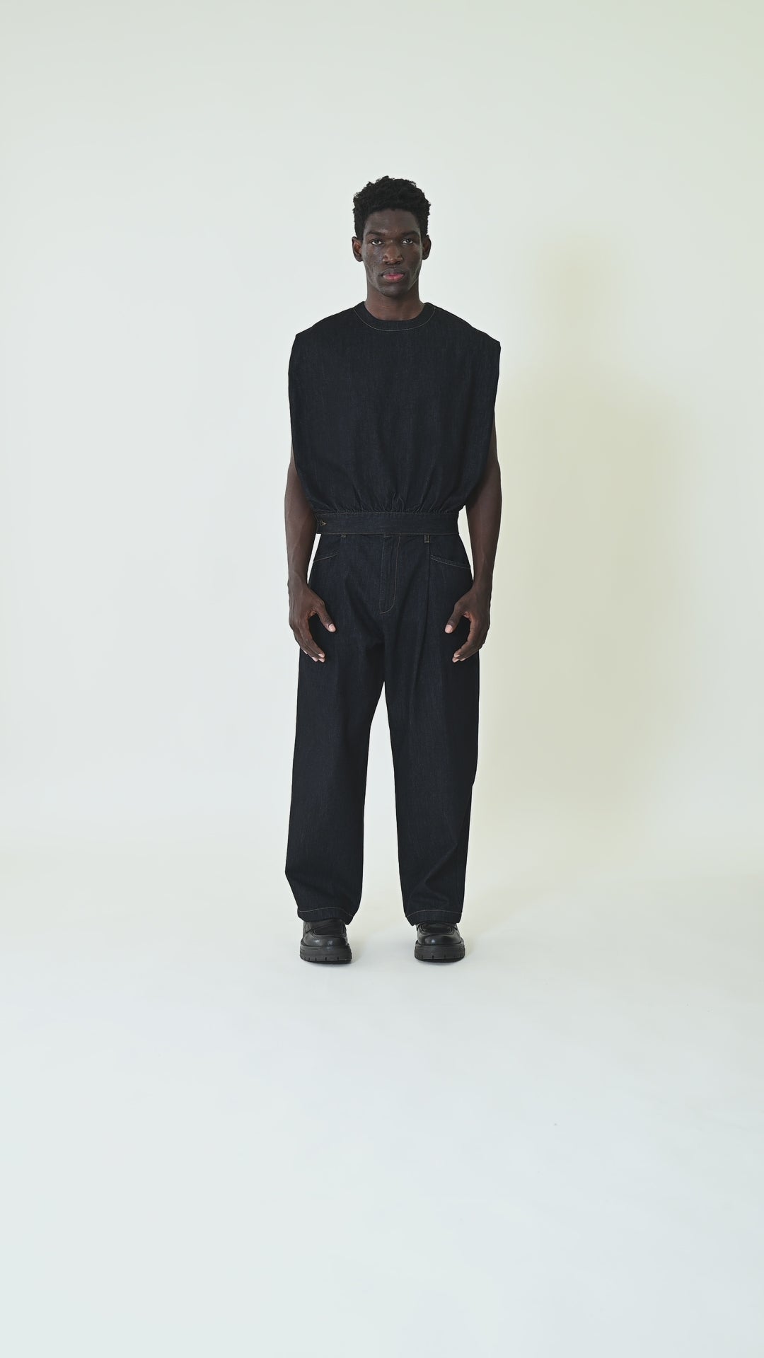 THE KIÊN · VEST